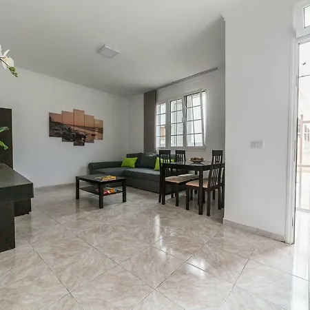 The Place, Your Away From. Hébergement de vacances Telde